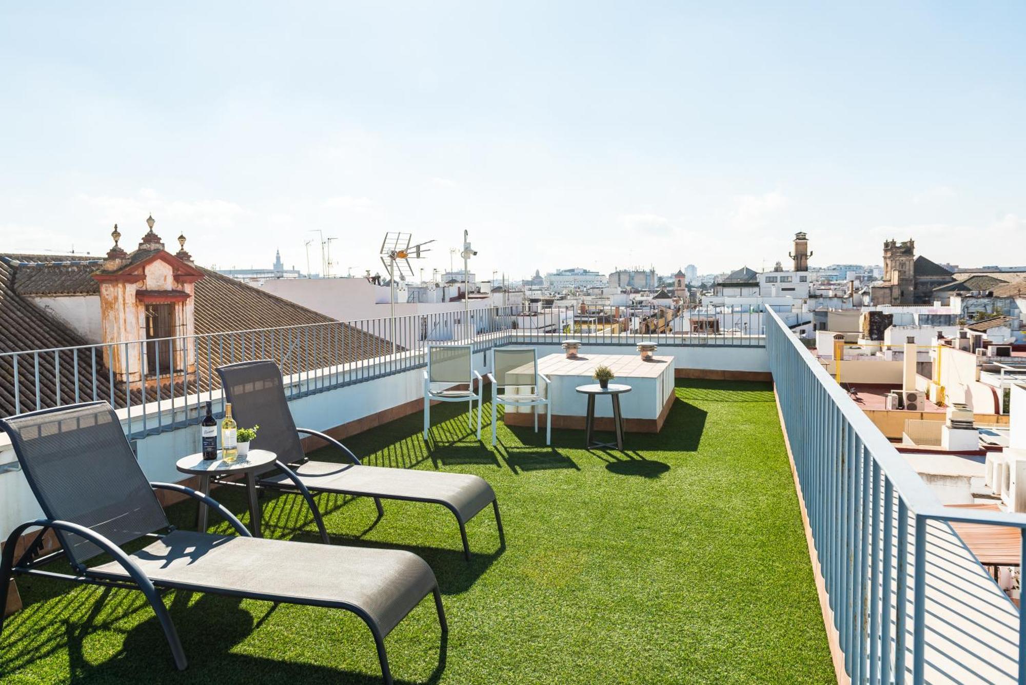 Ivy House Apartment Seville Exterior photo